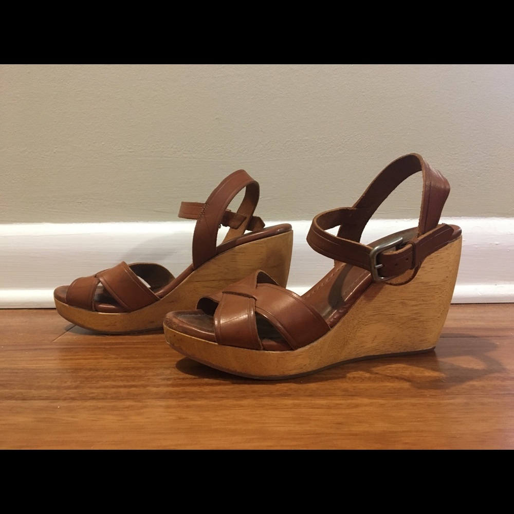 Italian Madewell wedges. US 7.5. Brown leather upper. Stained wood platform.
